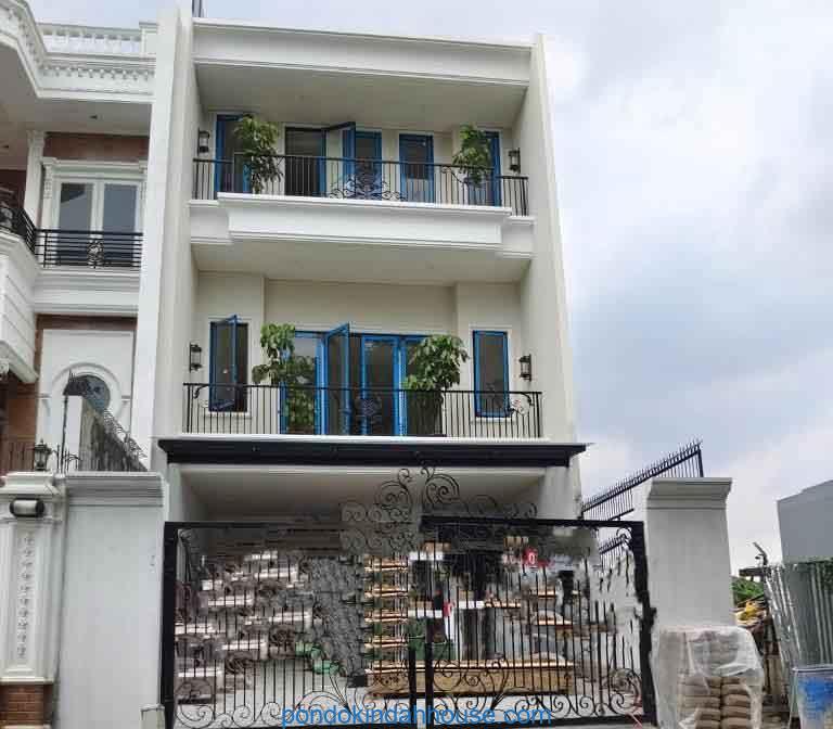 For Sale: New House in Bukit Hijau, Pondok Indah, South Jakarta For Sale: New House in Bukit Hijau, Pondok Indah, South Jakarta