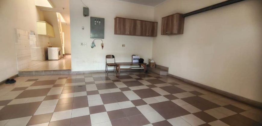 Luxury 4 BR House for Rent Near JIS – Private Pool & Prime Pondok Indah Location