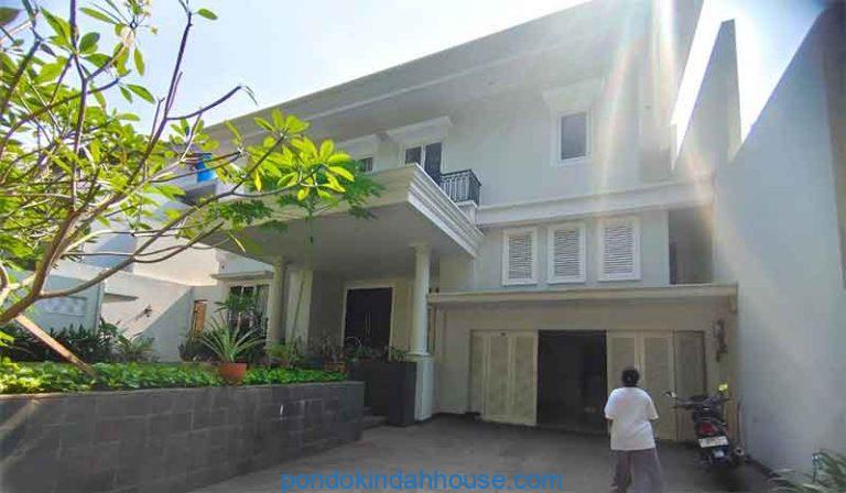 Luxury Modern House for Rent Near JIS