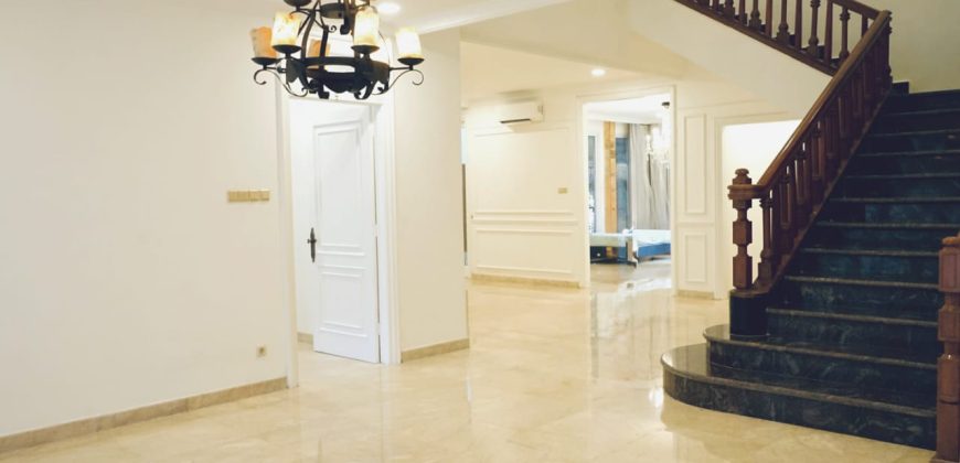 4 Bedroom House for Rent on Jl Sekolah Duta Pondok Indah