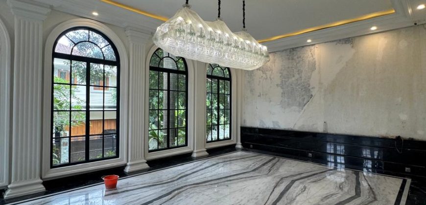 Dijual Rumah Mewah American Classic di Pondok Indah Jakarta Selatan