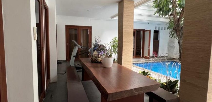 Jual Rumah Mewah Fully Furnished di Kencana Indah Pondok Indah Jakarta Selatan
