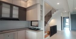 Disewakan Rumah Brand New di Kemang Jakarta Selatan | 4+2 Kamar Tidur, Fully Furnished, 3 Lantai + Rooftop