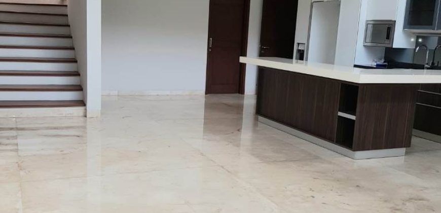 Jual Rumah Mewah Modern Tropis di Kemang Selatan | Halaman Luas, Kolam Renang, SHM