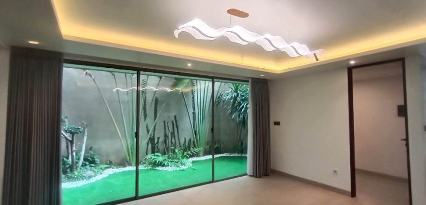 Sewa Townhouse Mewah The Hauss Kemang | 4 Kamar Tidur, Semi Furnished, Lokasi Premium