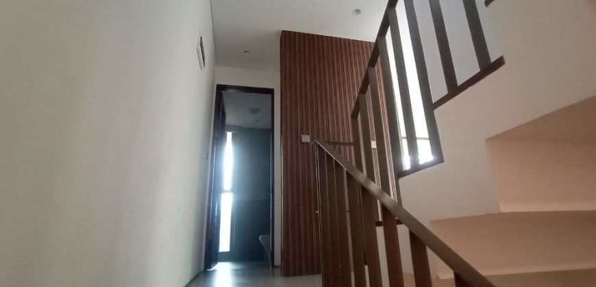 Sewa Townhouse Mewah The Hauss Kemang | 4 Kamar Tidur, Semi Furnished, Lokasi Premium