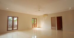 Jual Rumah Mewah American Classic di Kemang, Jakarta Selatan – SHM, Kolam Renang Pribadi, LT 742 m²