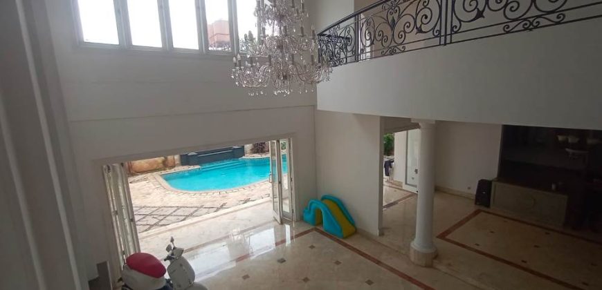 Dijual Rumah Modern Classic Dekat MRT Lebak Bulus | LT 600 m² | Kolam Renang | SHM