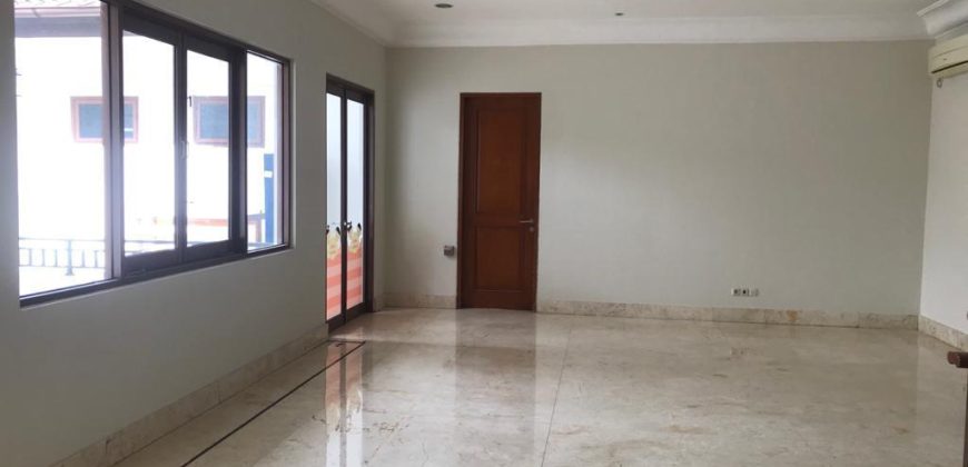 Rumah dijual jl Pangeran Antasari Zona Komersil