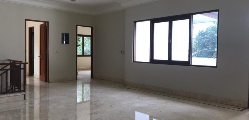 Rumah dijual jl Pangeran Antasari Zona Komersil